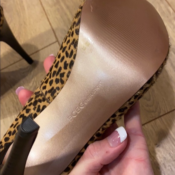 NWOT BCBG calf hair heels - Picture 3 of 7